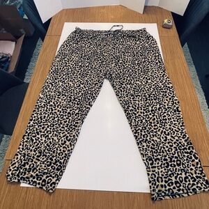 Essentials Animal Print Leggings 2X